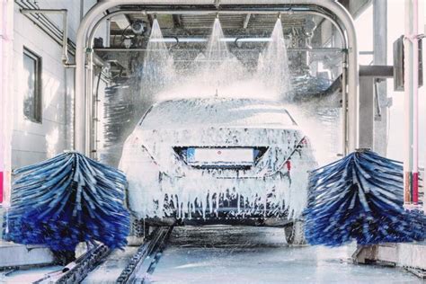 What is Graphene Car Wash: A Futuristic Approach to Vehicle Maintenance